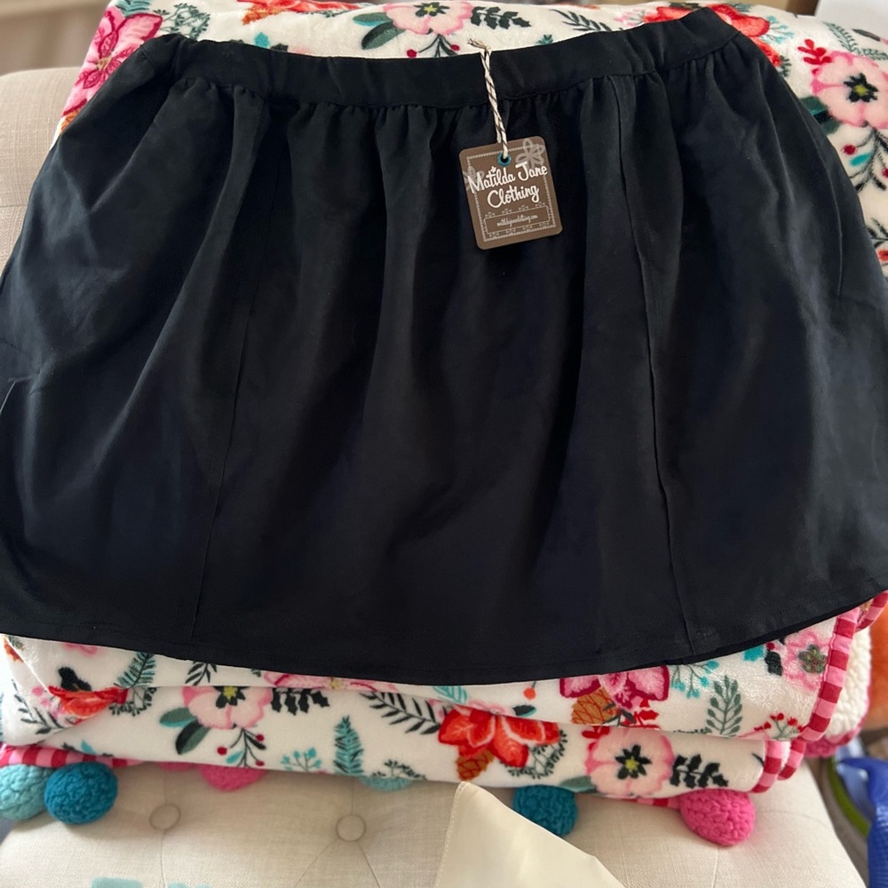 NWT Matilda Jane Black Aspen Skater Skirt